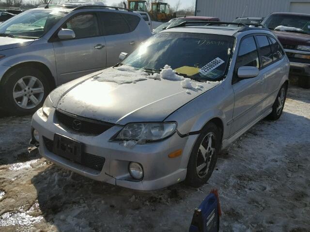 JM1BJ246721493656 - 2002 MAZDA PROTEGE PR SILVER photo 2