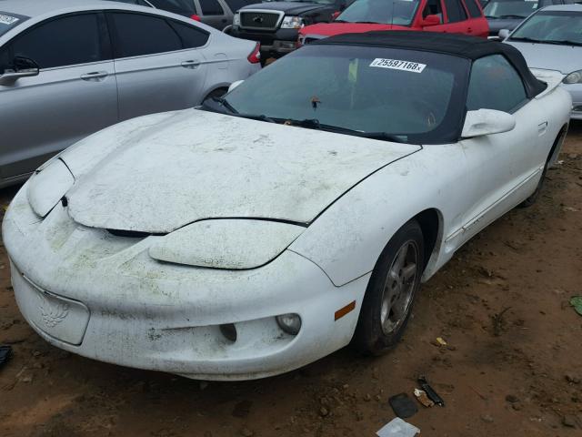 2G2FS32K412126242 - 2001 PONTIAC FIREBIRD WHITE photo 2