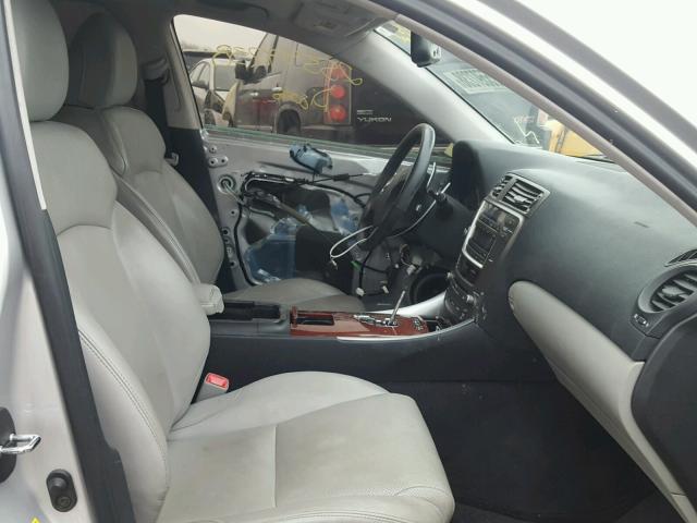 JTHCK262575010739 - 2007 LEXUS IS 250 SILVER photo 5