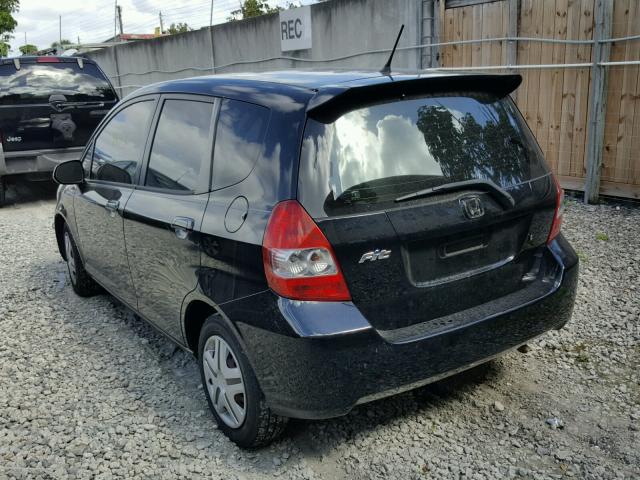 JHMGD37408S065569 - 2008 HONDA FIT BLACK photo 3