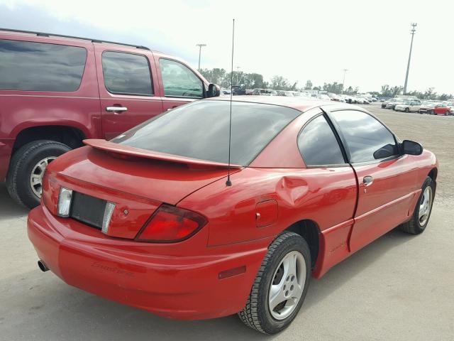 3G2JB12F15S216904 - 2005 PONTIAC SUNFIRE RED photo 4