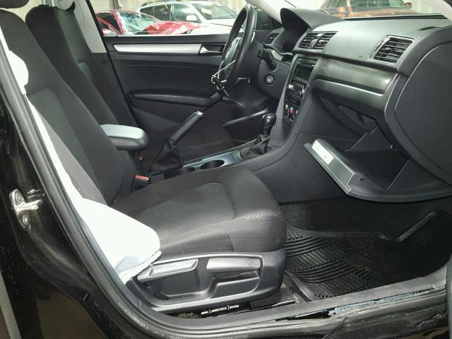 1VWAT7A35FC051351 - 2015 VOLKSWAGEN PASSAT S Սև լուսանկար 5