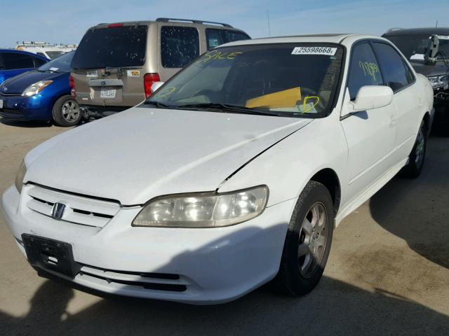 JHMCG66871C001346 - 2001 HONDA ACCORD EX WHITE photo 2