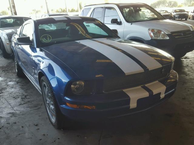 1ZVHT80N985141570 - 2008 FORD MUSTANG BLUE photo 1