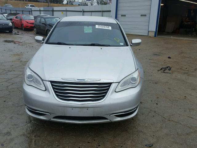 1C3CCBAB2CN226178 - 2012 CHRYSLER 200 LX GRAY photo 9