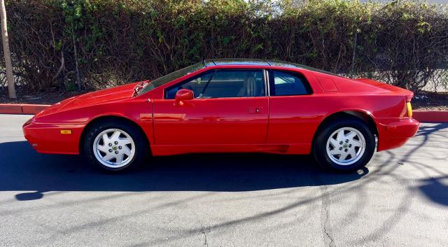 SCCFC20A7KHF62604 - 1989 LOTUS ESPRIT SE RED photo 8