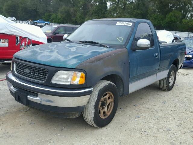 1FTZF1763WNB97733 - 1998 FORD F150 GREEN photo 2