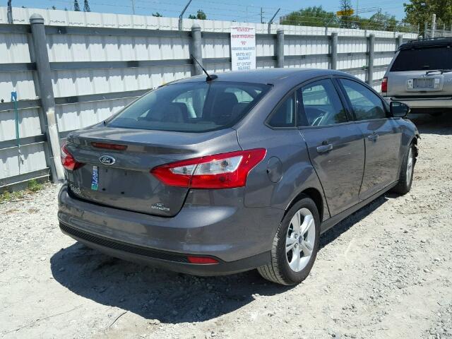 1FADP3F24EL104350 - 2014 FORD FOCUS SE GRAY photo 4