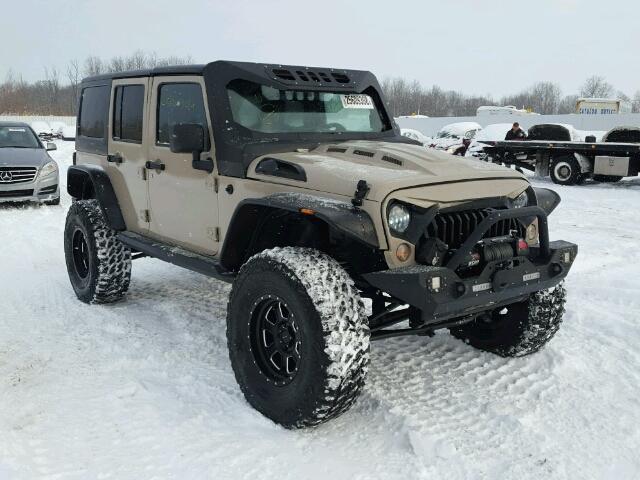 1C4BJWDG5GL279230 - 2016 JEEP WRANGLER U TAN photo 1