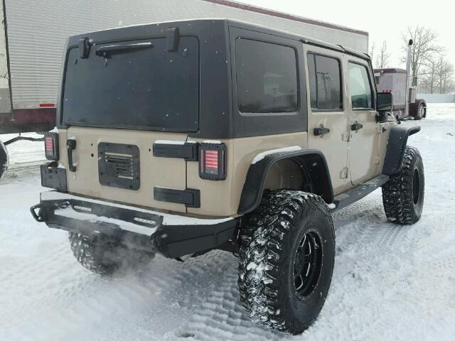 1C4BJWDG5GL279230 - 2016 JEEP WRANGLER U TAN photo 4