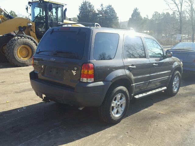 1FMCU03137KA60824 - 2007 FORD ESCAPE XLT GRAY photo 4