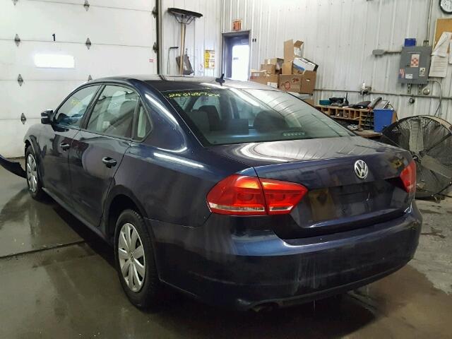 1VWAP7A30DC062694 - 2013 VOLKSWAGEN PASSAT S BLUE photo 3