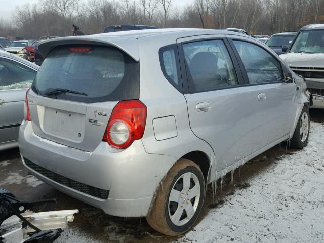 KL2TD66E19B648975 - 2009 PONTIAC G3 SILVER photo 4