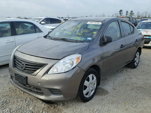 3N1CN7AP7EL814548 - 2014 NISSAN VERSA S BROWN photo 2