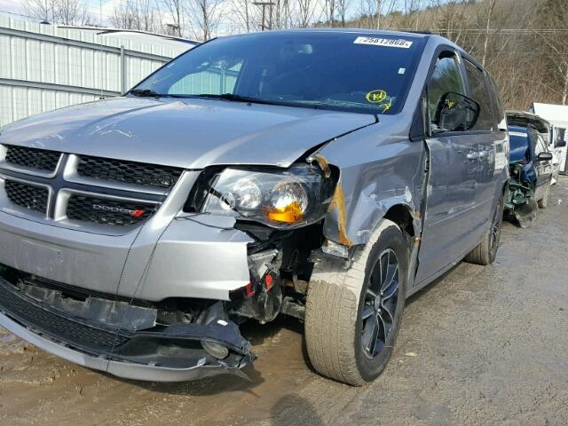 2C4RDGEG0HR693311 - 2017 DODGE GRAND CARA GRAY photo 9