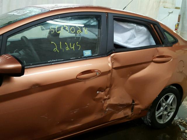 3FADP4BJ7HM118605 - 2017 FORD FIESTA SE ORANGE photo 9