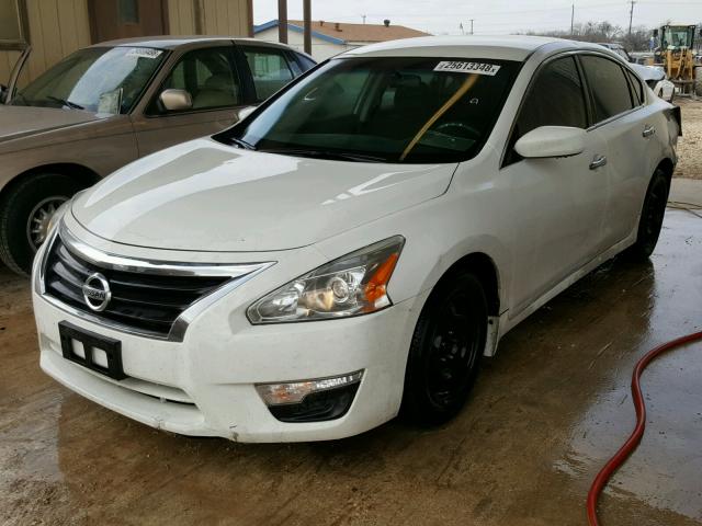 1N4AL3AP0FN404958 - 2015 NISSAN ALTIMA 2.5 WHITE photo 2