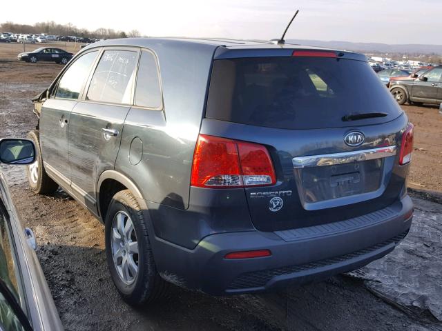 5XYKT3A12BG165425 - 2011 KIA SORENTO BA BLUE photo 3