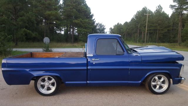 F10YCB51720 - 1967 FORD F-100 PU BLUE photo 9