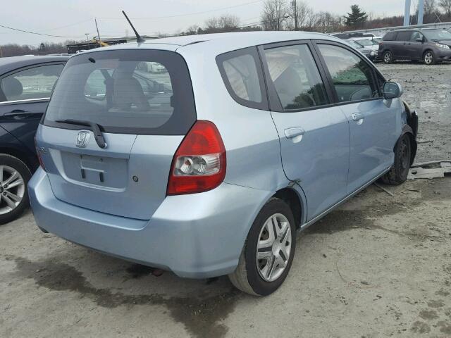 JHMGD38427S012515 - 2007 HONDA FIT BLUE photo 4