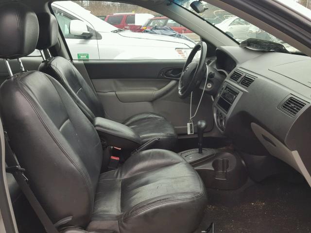 1FAHP31N77W303638 - 2007 FORD FOCUS ZX3 SILVER photo 5