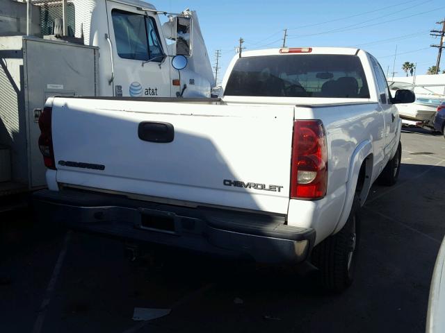 1GCHC29173E233947 - 2003 CHEVROLET SILVERADO WHITE photo 4