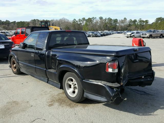 1GCCS19W5Y8250187 - 2000 CHEVROLET S TRUCK S1 BLACK photo 3