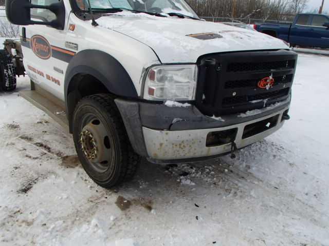 1FDAF57P06EA90633 - 2006 FORD F550 SUPER WHITE photo 9