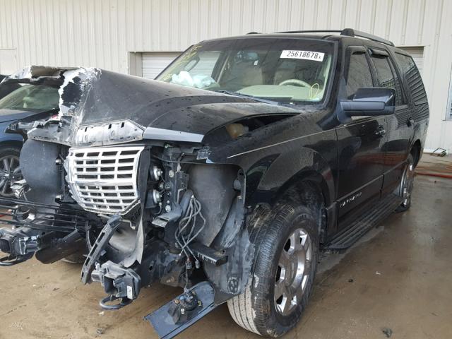 5LMFU27527LJ21108 - 2007 LINCOLN NAVIGATOR BLACK photo 2