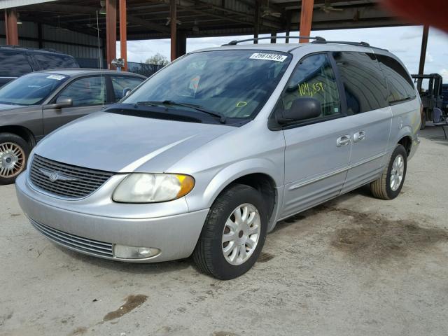 2C4GP54L13R136207 - 2003 CHRYSLER TOWN & COU SILVER photo 2