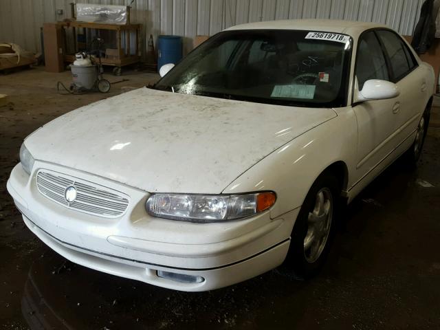 2G4WB52K641295031 - 2004 BUICK REGAL LS WHITE photo 2