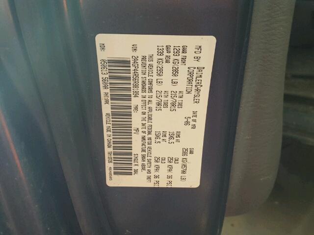 2A4GP44R56R881894 - 2006 CHRYSLER TOWN & COU BLUE photo 10