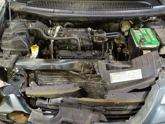 2A4GP44R56R881894 - 2006 CHRYSLER TOWN & COU BLUE photo 7
