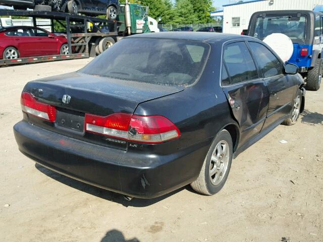 JHMCG66551C004333 - 2001 HONDA ACCORD LX BLACK photo 4