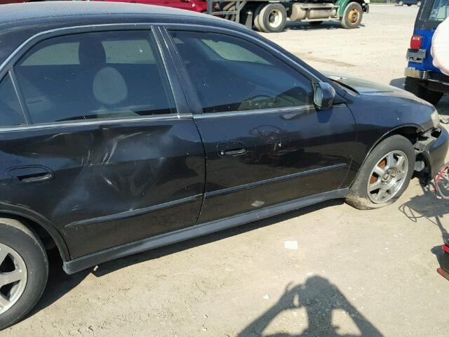 JHMCG66551C004333 - 2001 HONDA ACCORD LX BLACK photo 9