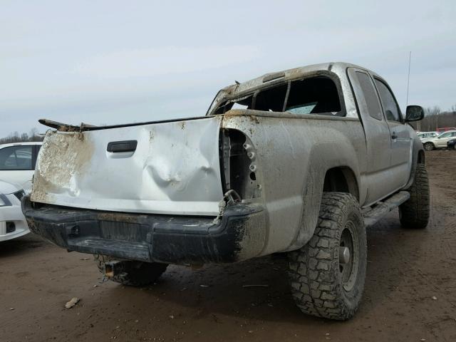 5TEUX42N88Z527616 - 2008 TOYOTA TACOMA ACC GRAY photo 4