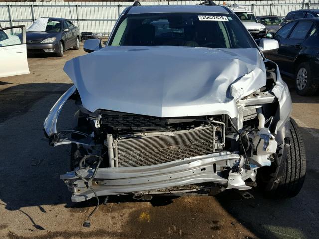 2GNALDECXB1275878 - 2011 CHEVROLET EQUINOX LT SILVER photo 9