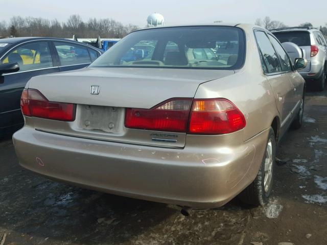 1HGCG6698YA069267 - 2000 HONDA ACCORD SE GOLD photo 4