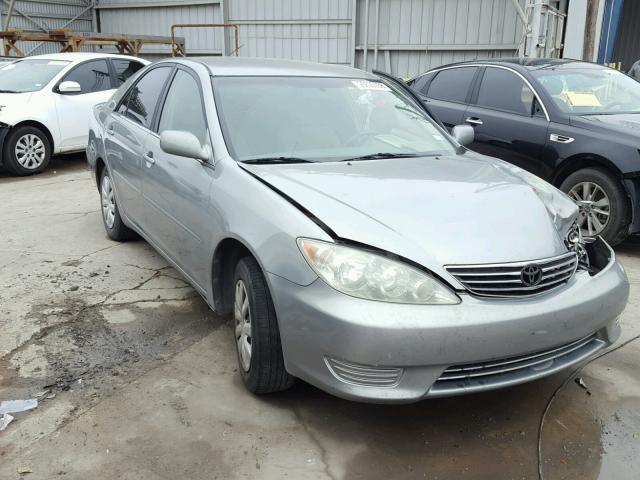4T1BE32K55U992674 - 2005 TOYOTA CAMRY LE GRAY photo 1