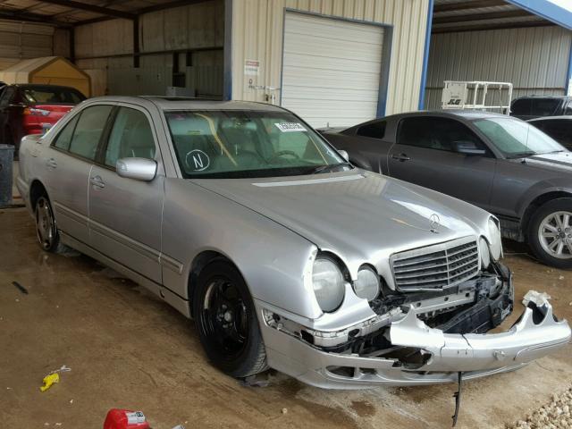 WDBJF65J71B172344 - 2001 MERCEDES-BENZ E 320 SILVER photo 1