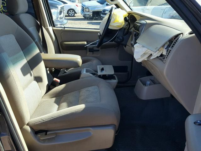 1FMZU67K15UA22915 - 2005 FORD EXPLORER S GRAY photo 5