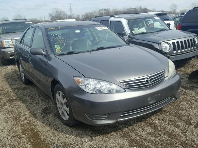 4T1BF30K05U593445 - 2005 TOYOTA CAMRY LE GRAY photo 1