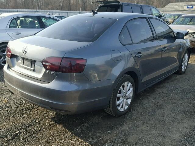 3VWDZ7AJ6BM329984 - 2011 VOLKSWAGEN JETTA SE GRAY photo 4