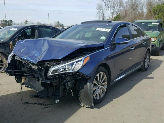 5NPE34AF1HH586889 - 2017 HYUNDAI SONATA SPO BLUE photo 2