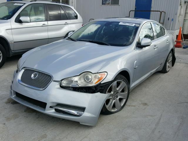 SAJWA05B69HR25674 - 2009 JAGUAR XF LUXURY SILVER photo 2