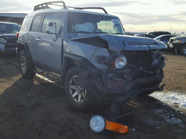 JTEBU4BF2EK200424 - 2014 TOYOTA FJ CRUISER SILVER photo 1