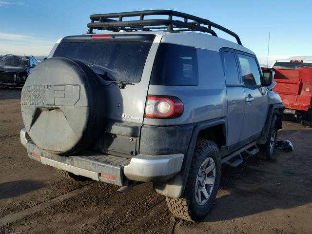 JTEBU4BF2EK200424 - 2014 TOYOTA FJ CRUISER SILVER photo 4