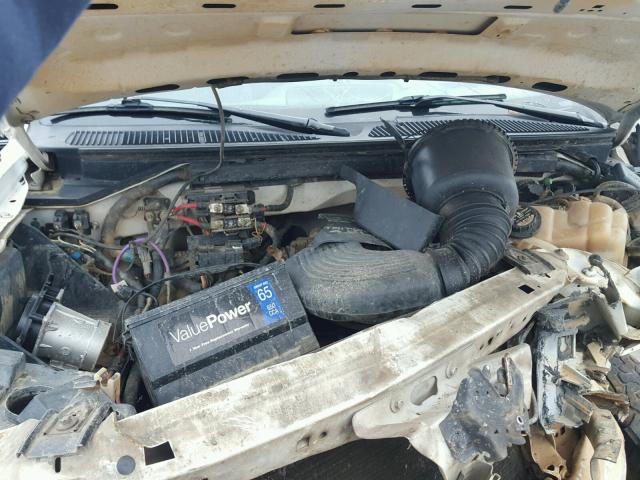 1FTZX18W3WNC22299 - 1998 FORD F150 WHITE photo 7