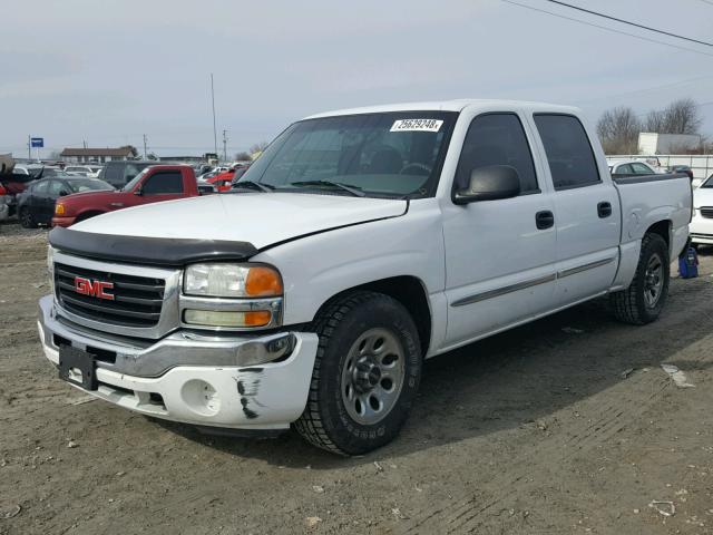 2GTEC13V661327624 - 2006 GMC NEW SIERRA WHITE photo 2