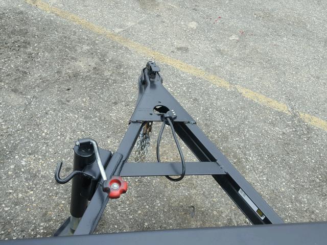 59MBU1012HH000908 - 2017 UTILITY TRAILER BLACK photo 8